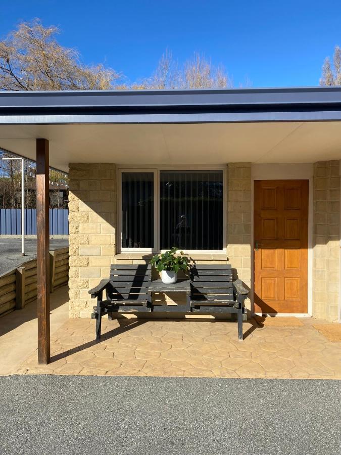 Riverside Studio Wanaka Bagian luar foto